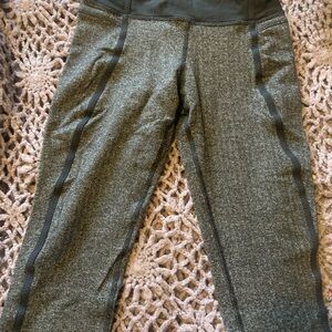Lululemon Athletica Gray Leggings with Relaxed Fit